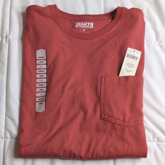 Duluth Men's Medium Standard Fit Long Tail Short Sleeve Tee Shirt in Rust, NEW - Picture 1 of 8